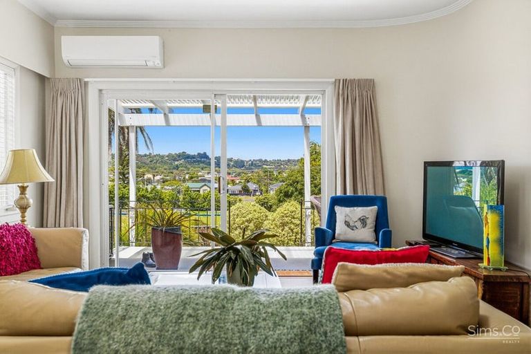Photo of property in 91 Peat Street, Whanganui, 4500