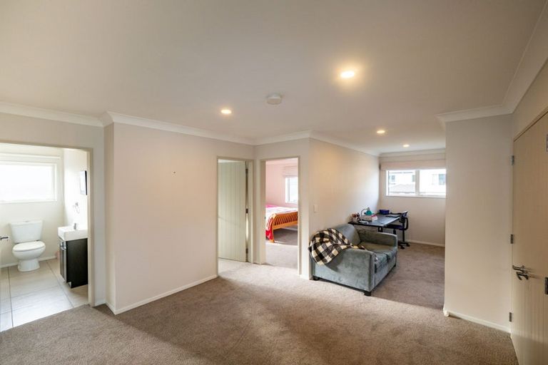 Photo of property in 24 Mauldeth Terrace, Churton Park, Wellington, 6037