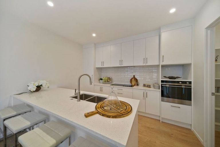 Photo of property in 8 Nola Dawn Avenue, Papakura, 2110