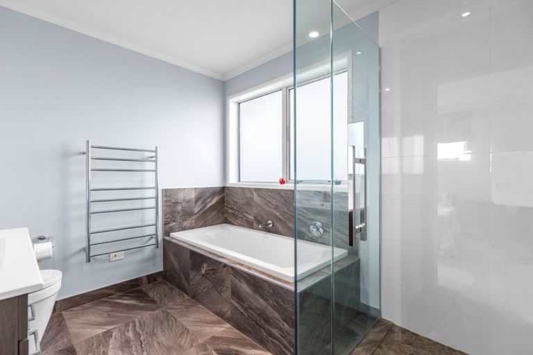 Photo of property in 21 Robley Road, Pyes Pa, Tauranga, 3112