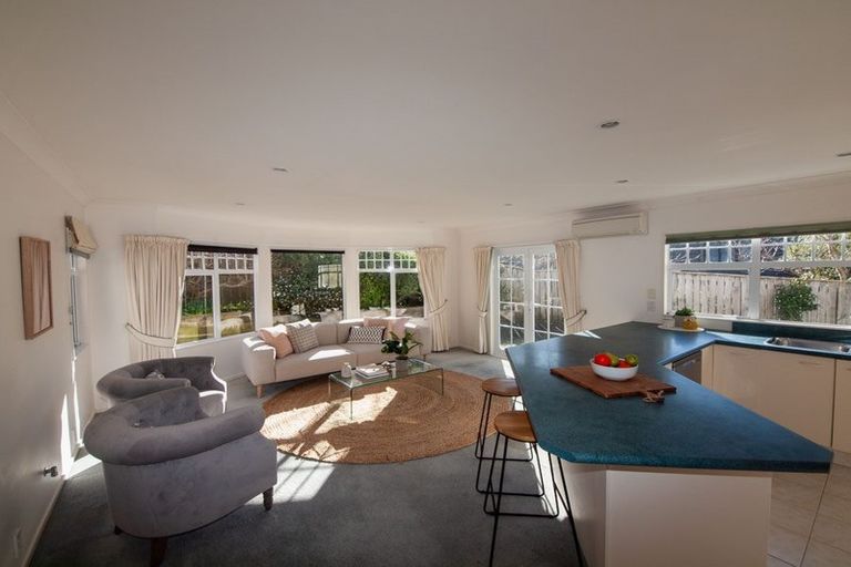 Photo of property in 4 Amesbury Drive, Churton Park, Wellington, 6037