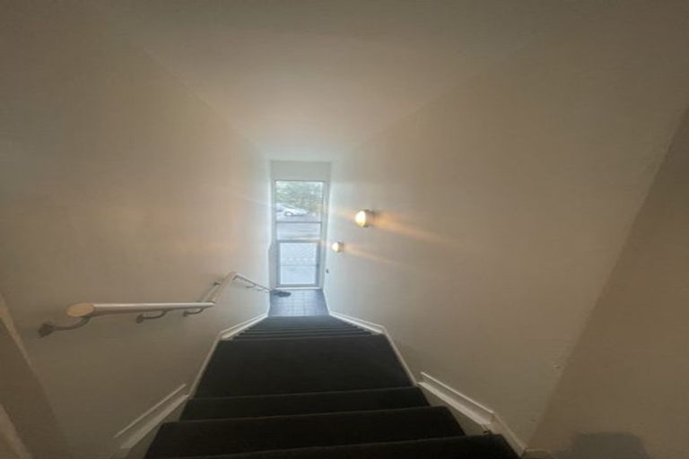 Photo of property in 6/222 Albany Highway, Schnapper Rock, Auckland, 0632