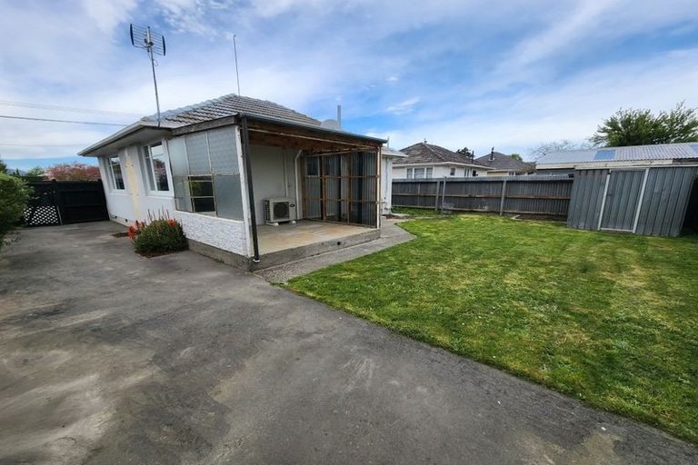 Photo of property in 176 Springs Road, Hornby, Christchurch, 8042
