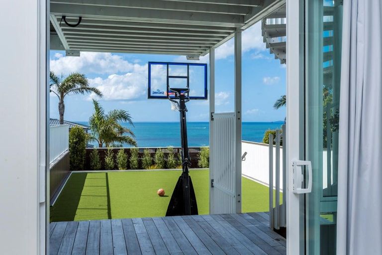 Photo of property in 39 Gulf View Road, Murrays Bay, Auckland, 0630
