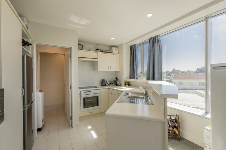 Photo of property in The Links, 378-382 Kapiti Road, Paraparaumu Beach, Paraparaumu, 5032