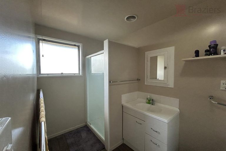 Photo of property in 17 Maxwell Street, Riccarton, Christchurch, 8041