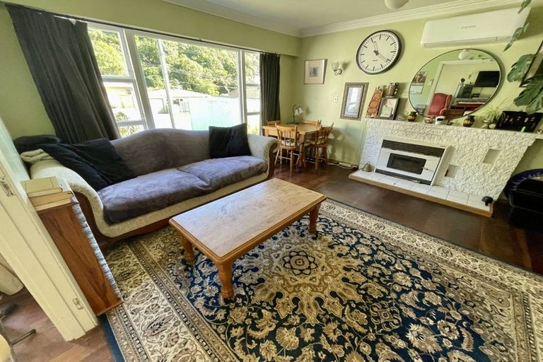 Photo of property in 31 Sunny Grove, Wainuiomata, Lower Hutt, 5014