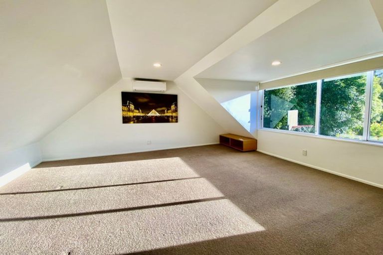 Photo of property in 34 Woodside Common, Westmorland, Christchurch, 8025
