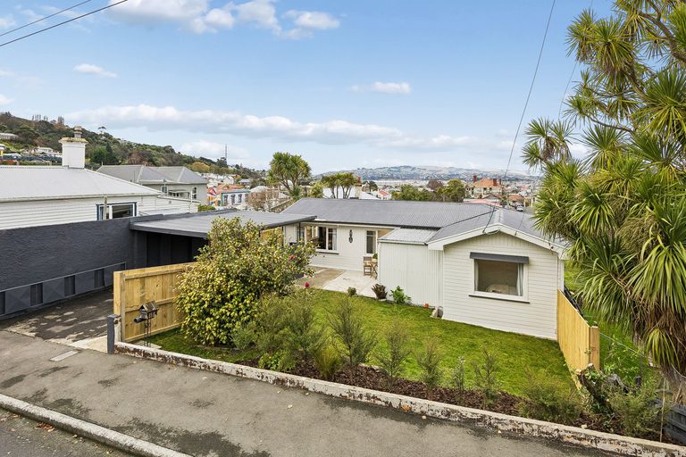 Photo of property in 9 Peter Street, Caversham, Dunedin, 9012