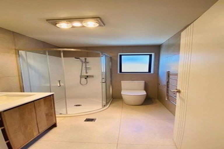 Photo of property in 4a Cronshaw Road, Karaka, Papakura, 2113