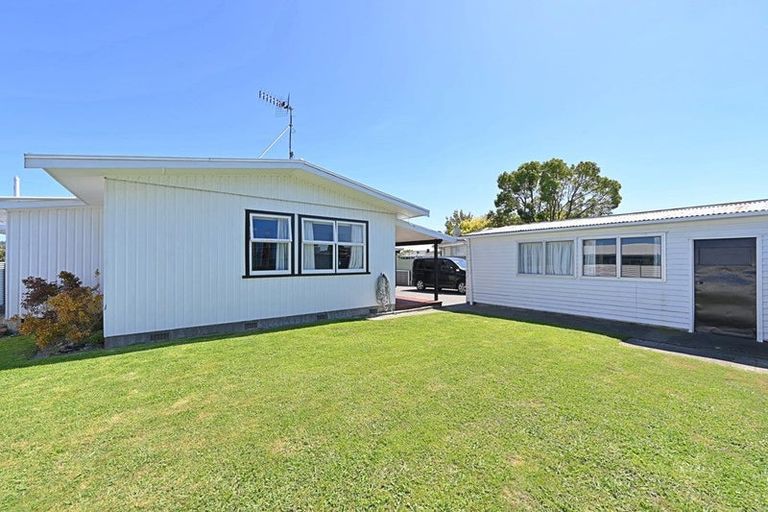 Photo of property in 65 Freyberg Avenue, Tamatea, Napier, 4112
