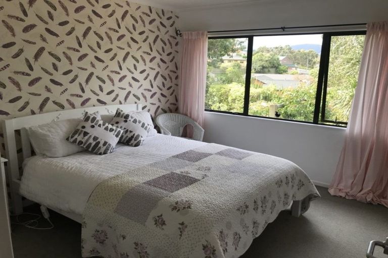 Photo of property in 14 Petrel Lane, Whitby, Porirua, 5024