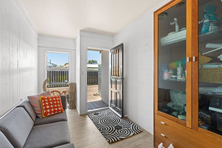 Photo of property in 1/73 Florence Avenue, Orewa, 0931