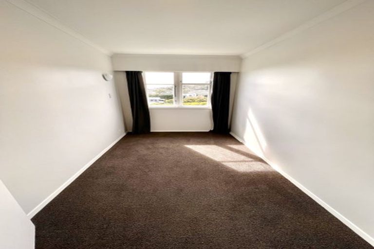Photo of property in 31u3 Tarawera Road, Johnsonville, Wellington, 6037