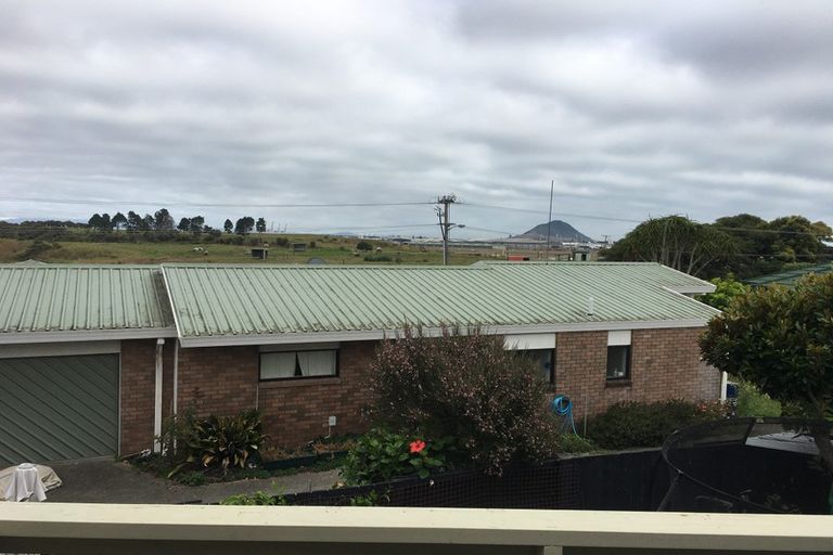 Photo of property in 17a Claridge Place, Mount Maunganui, 3116