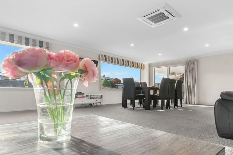 Photo of property in 37 Rhoboro Road, Twizel, 7901