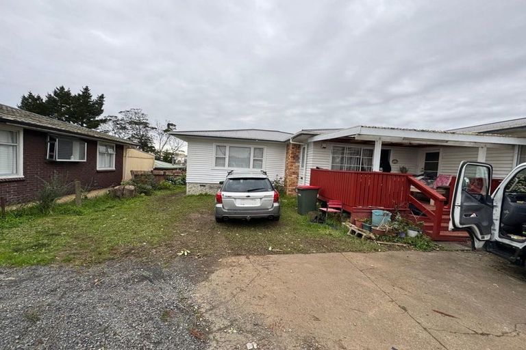 Photo of property in 12 Metcalfe Road, Ranui, Auckland, 0612