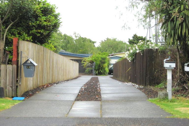 Photo of property in 92 Chichester Drive, Rosehill, Papakura, 2113