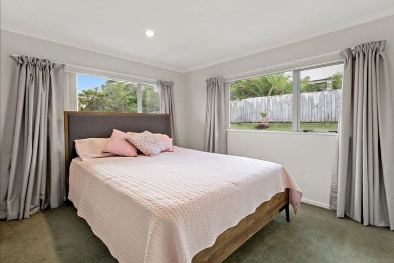 Photo of property in 16 Coral Court, Gulf Harbour, Whangaparaoa, 0930