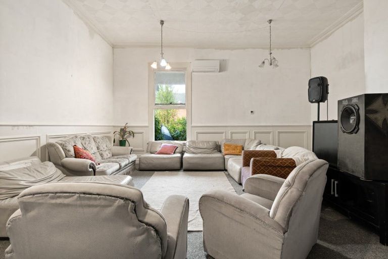 Photo of property in 6 Heriot Row, Dunedin Central, Dunedin, 9016