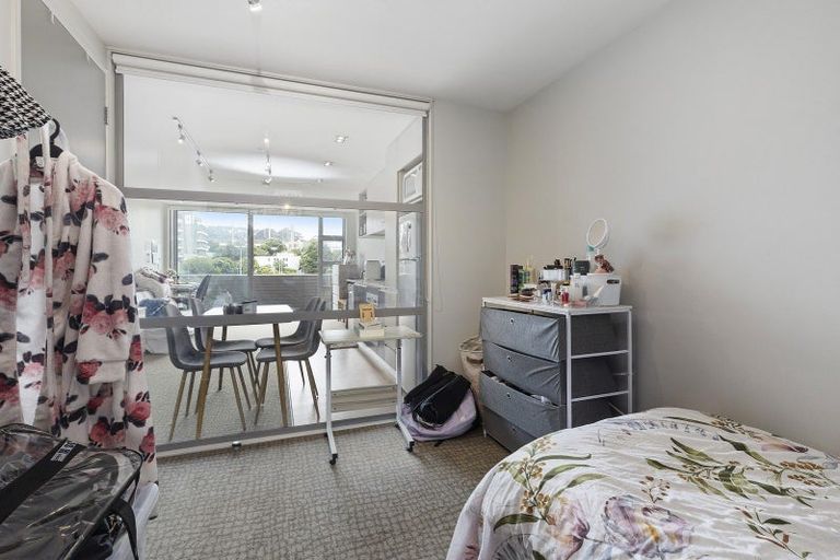 Photo of property in Masina Apartments, 312/80u Riddiford Street, Newtown, Wellington, 6021