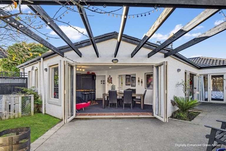Photo of property in 15a Manawatu Street, Hokowhitu, Palmerston North, 4410