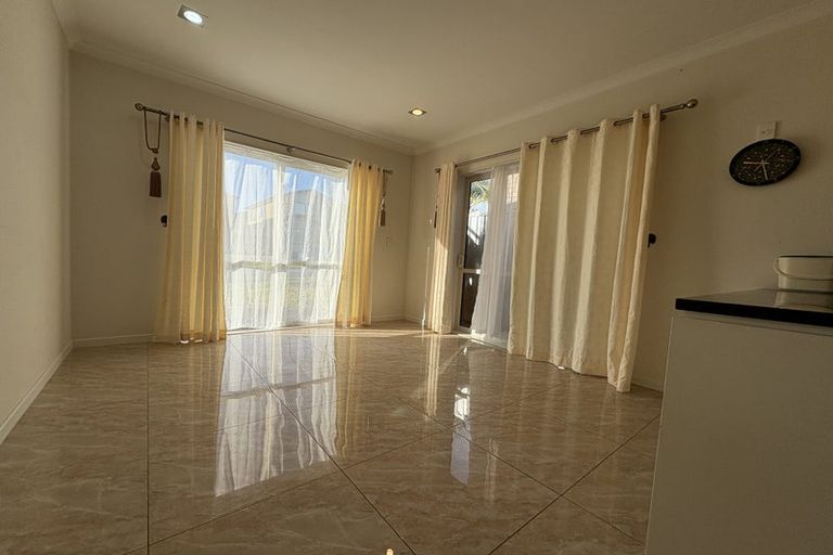 Photo of property in 9 Bush View Place, Flat Bush, Auckland, 2019
