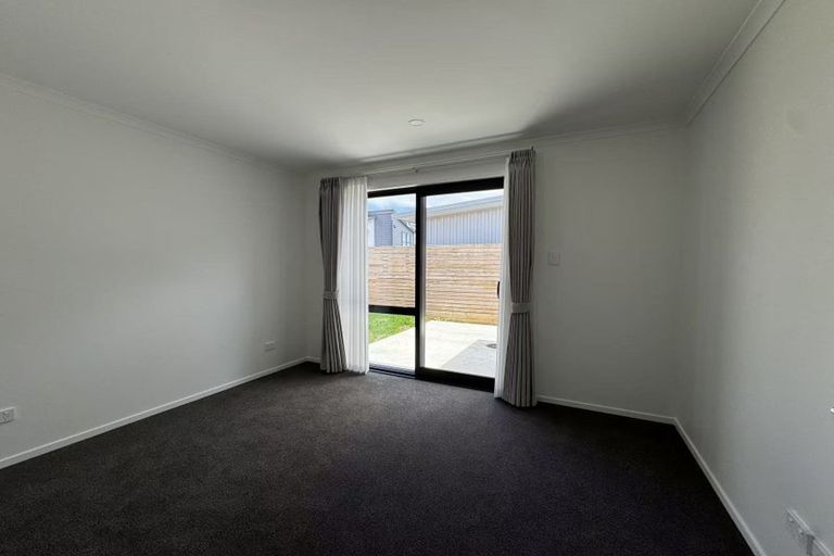 Photo of property in 10 Enchantment Lane, Karaka, Papakura, 2113