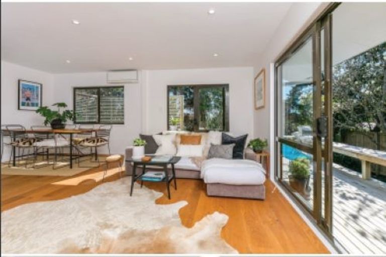 Photo of property in 1/14 Mozeley Avenue, Devonport, Auckland, 0624
