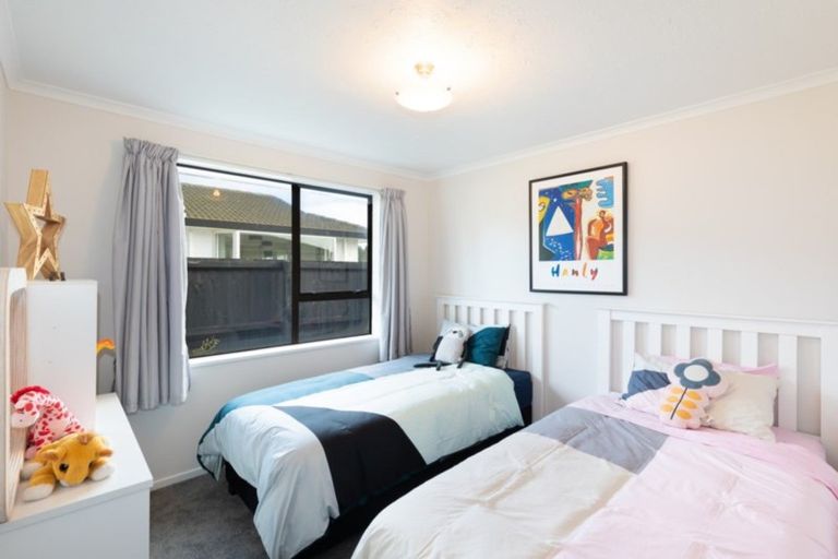 Photo of property in 22 Radiata Avenue, Parklands, Christchurch, 8083