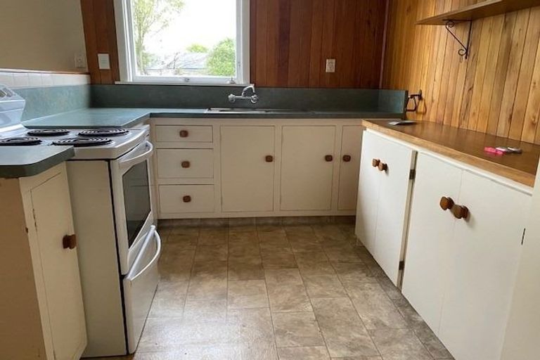 Photo of property in 11 Geddis Street, Rangiora, 7400