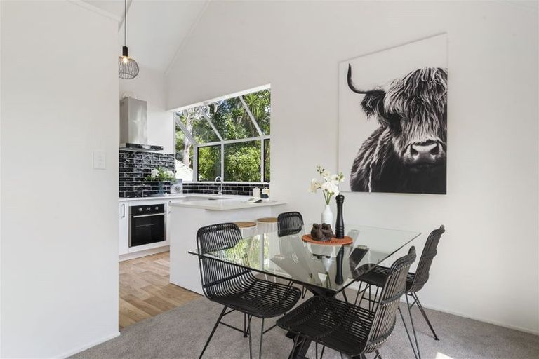 Photo of property in 1/48a Verbena Road, Birkdale, Auckland, 0626