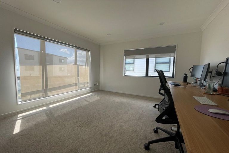 Photo of property in 24 Matahae Drive, Flat Bush, Auckland, 2019