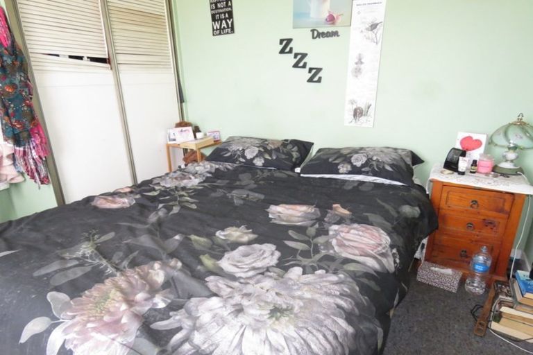 Photo of property in 10 Fonblanque Street, Westport, 7825