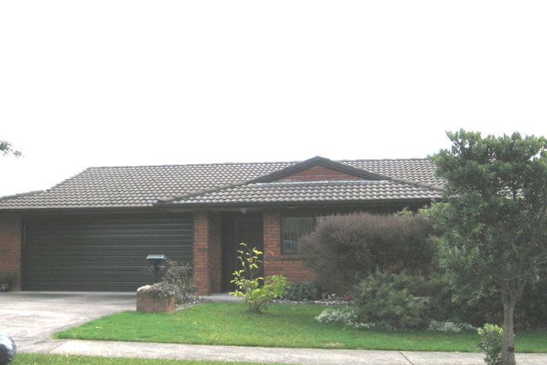 Photo of property in 12 Jubaea Place, Henderson, Auckland, 0610