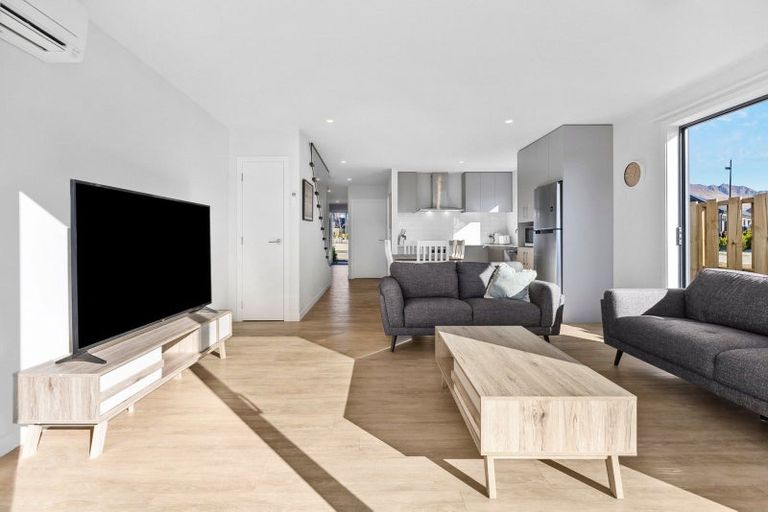 Photo of property in Northlake, 38 Glenavon Green, Wanaka, 9305