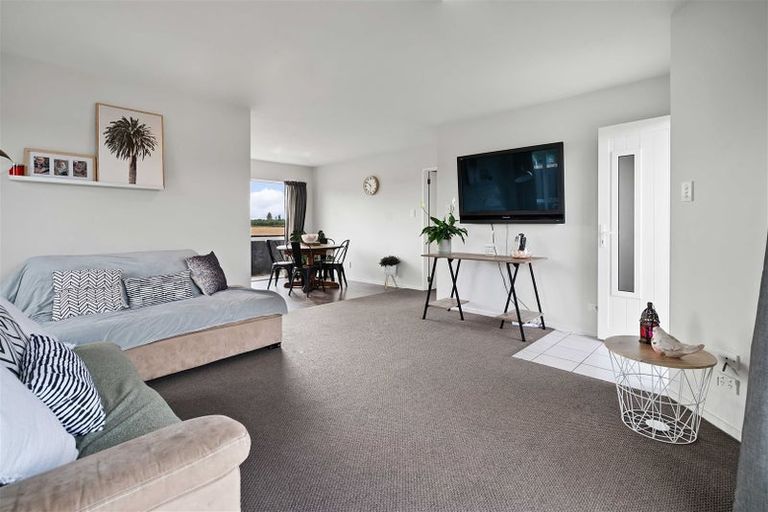 Photo of property in 2/42 Bicknor Street, Templeton, Christchurch, 8042