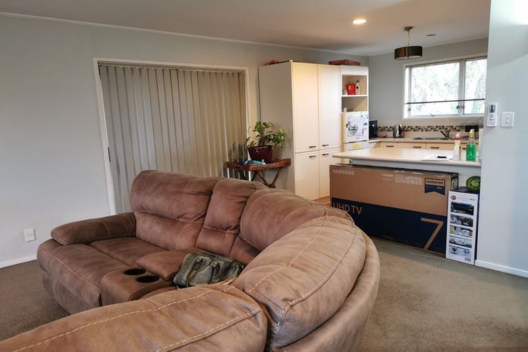 Photo of property in 4 Tree View Avenue, Glenfield, Auckland, 0629