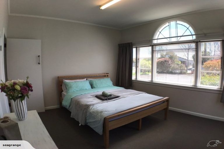 Photo of property in 76 Te Aroha Street, Hamilton East, Hamilton, 3216