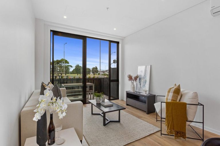 Photo of property in 101/6 Rauroa Lane, Hobsonville, Auckland, 0616