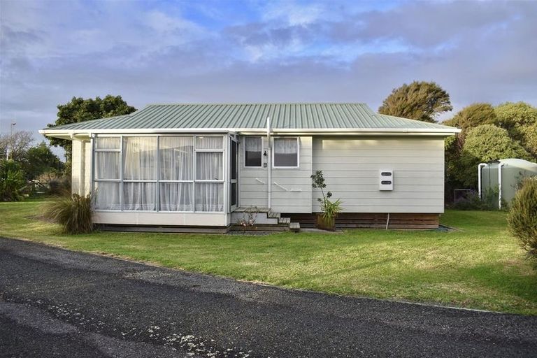 Photo of property in 13b Iti Street, Otaki, 5512