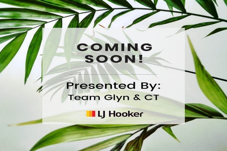 Photo of property in 73 Raglan Street, Mangere East, Auckland, 2024