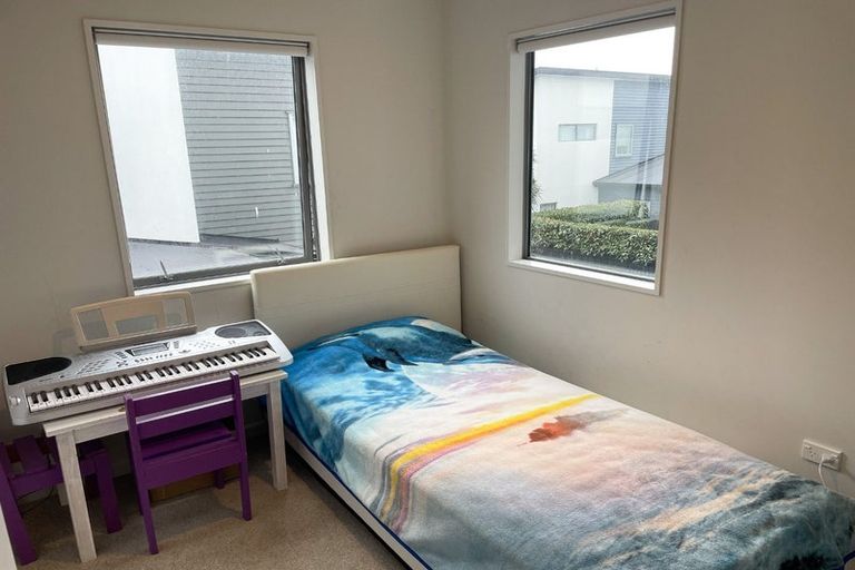 Photo of property in 9 Longueval Lane, Broomfield, Christchurch, 8042