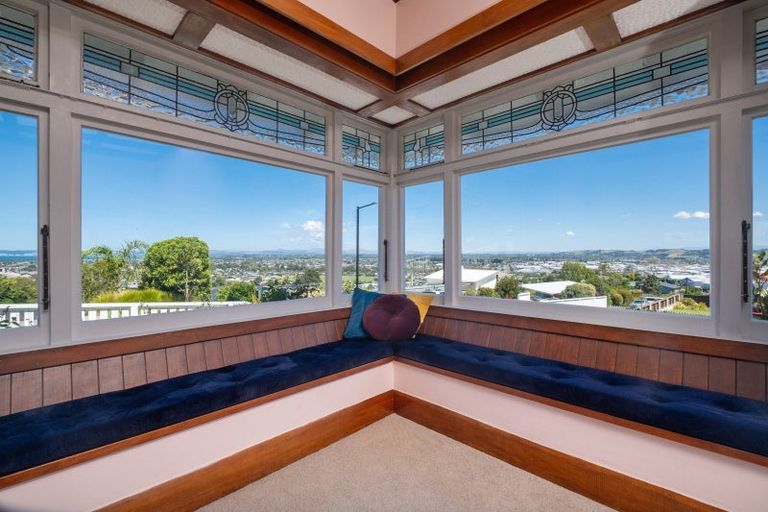 Photo of property in 42 Simla Terrace, Hospital Hill, Napier, 4110