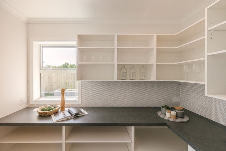 Photo of property in 2 Gratitude Way, Kelvin Grove, Palmerston North, 4414