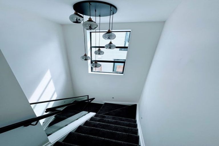 Photo of property in 31 Bremner Ridge Street, Flat Bush, Auckland, 2019