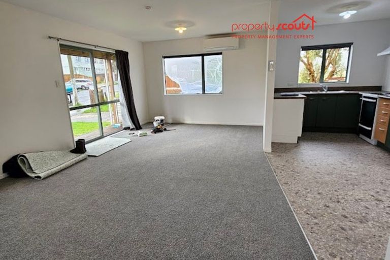 Photo of property in 1 Durham Street, Cannons Creek, Porirua, 5024