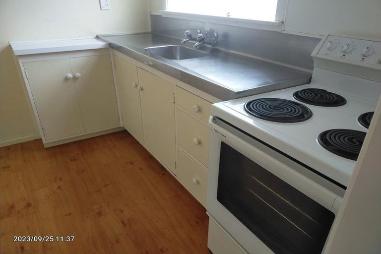 Photo of property in Oberon Flats, 48a Merton Street, Trentham, Upper Hutt, 5018