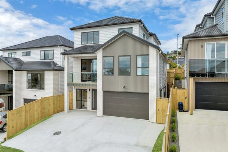 Photo of property in 4 Glann Lane, Flat Bush, Auckland, 2019