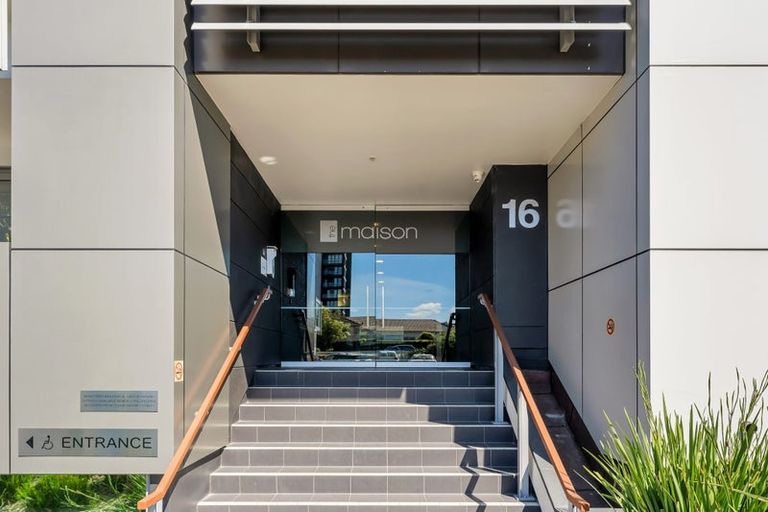 Photo of property in Maison Apartments, 111/16 Huron Street, Takapuna, Auckland, 0622
